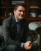 Portrait photo of Andre Hollstein