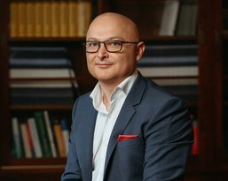 Portrait photo of Professor Rasa Karapandza